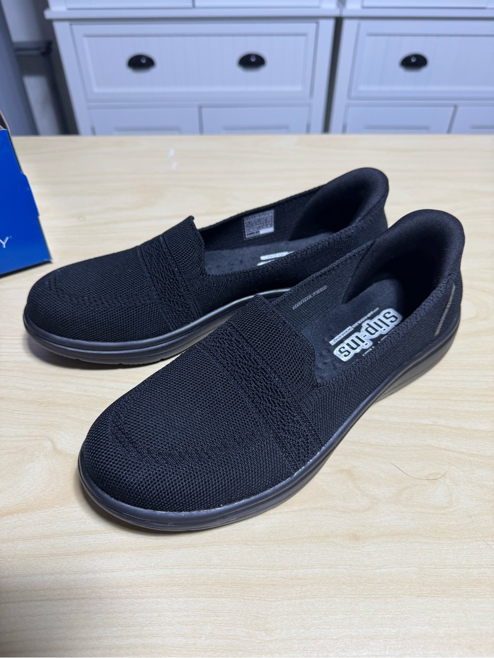Skechers Women’s Slip-On Black “On the Go” Sloane Walking Shoes